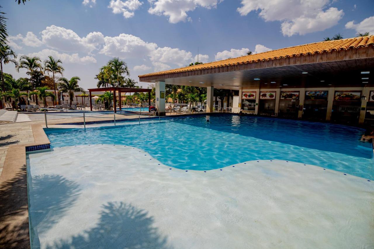 Diroma Resort Com Um Dia No Acqua Park Калдас-Новас Екстер'єр фото