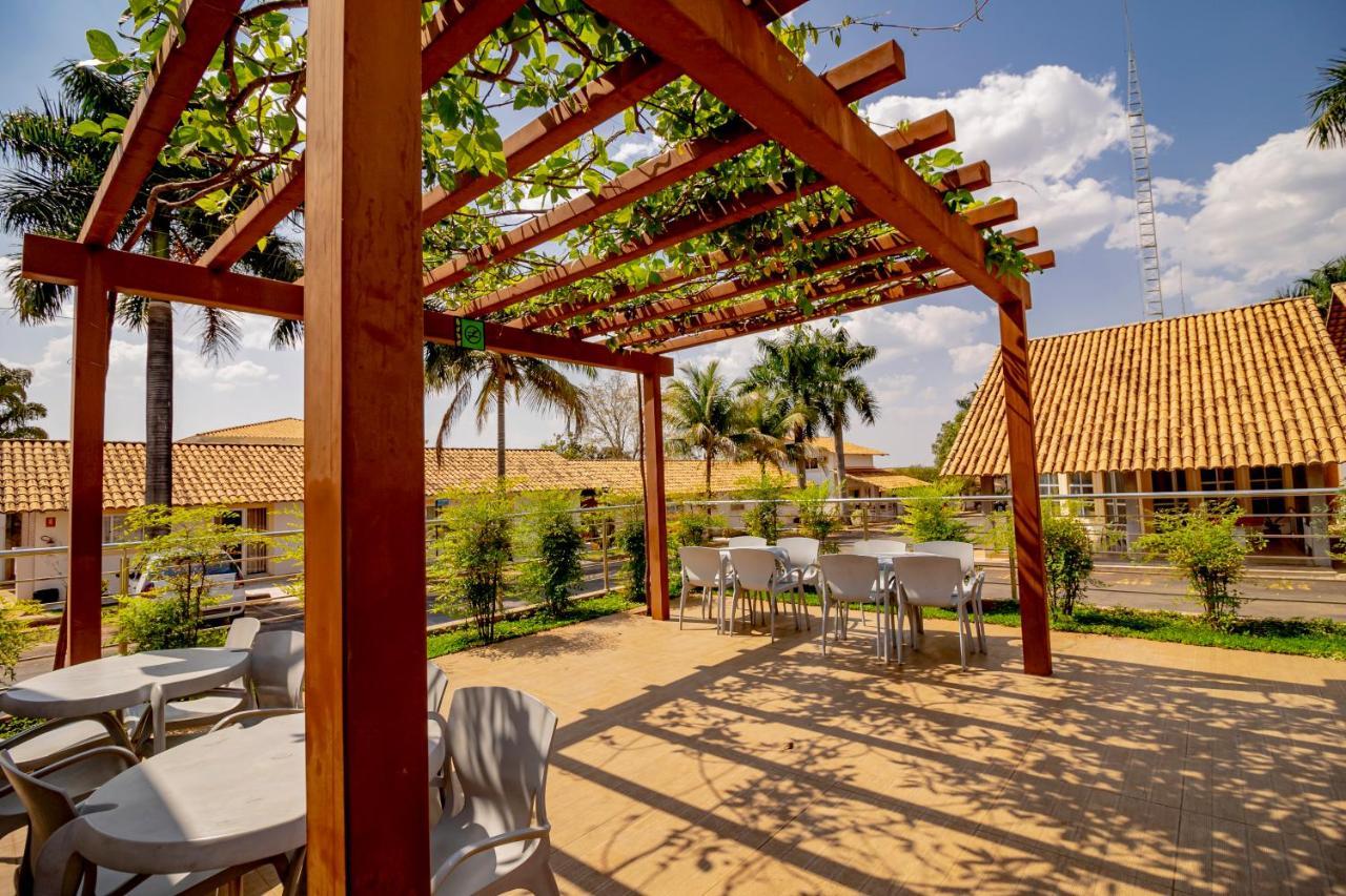 Diroma Resort Com Um Dia No Acqua Park Калдас-Новас Екстер'єр фото