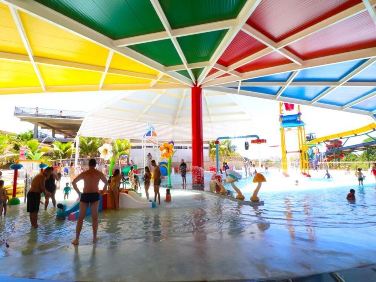Diroma Resort Com Um Dia No Acqua Park Калдас-Новас Екстер'єр фото
