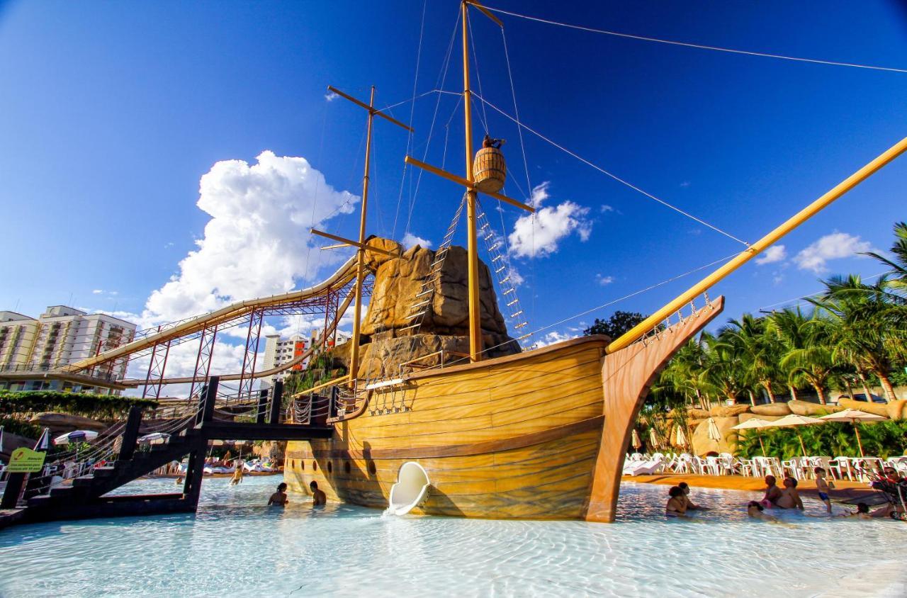 Diroma Resort Com Um Dia No Acqua Park Калдас-Новас Екстер'єр фото